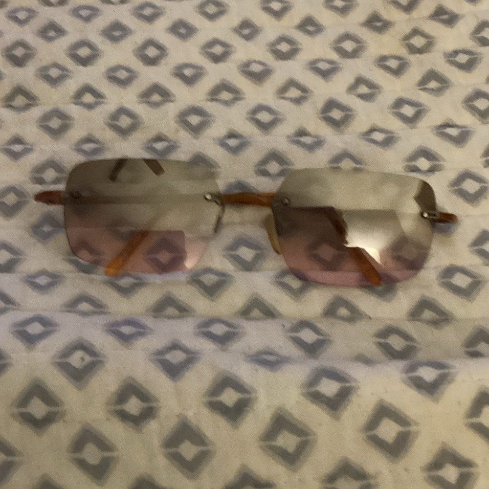 Sama Rush Sunglasses. Rust. Titanium